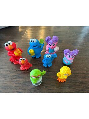 Sesame Street - 8 figures (5 characters)